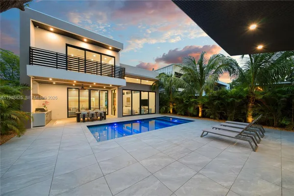 $3,299,000 | 280 Northwest 47th Street, Miami, FL 33127