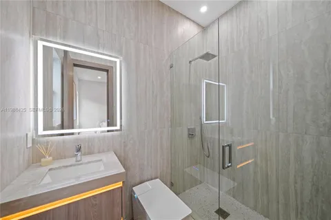 $3,299,000 | 280 Northwest 47th Street, Miami, FL 33127