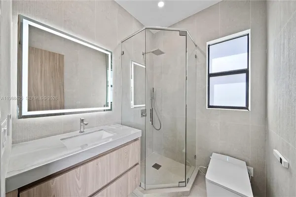 $3,299,000 | 280 Northwest 47th Street, Miami, FL 33127