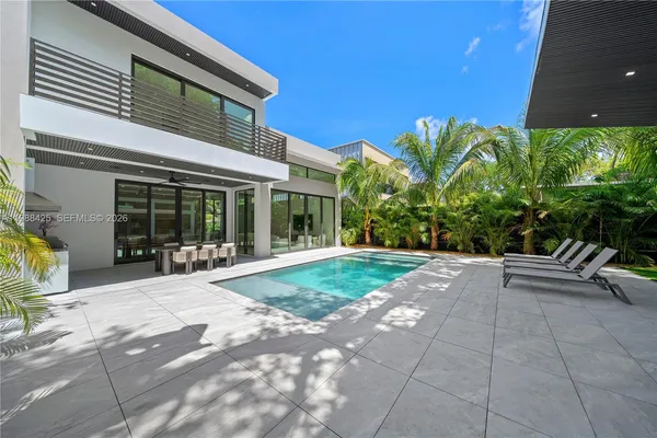 $3,299,000 | 280 Northwest 47th Street, Miami, FL 33127