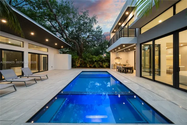 $3,299,000 | 280 Northwest 47th Street, Miami, FL 33127