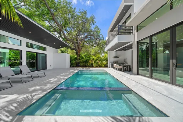 $3,299,000 | 280 Northwest 47th Street, Miami, FL 33127