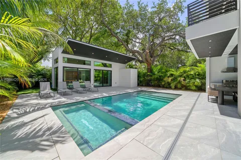 $3,299,000 | 280 Northwest 47th Street, Miami, FL 33127