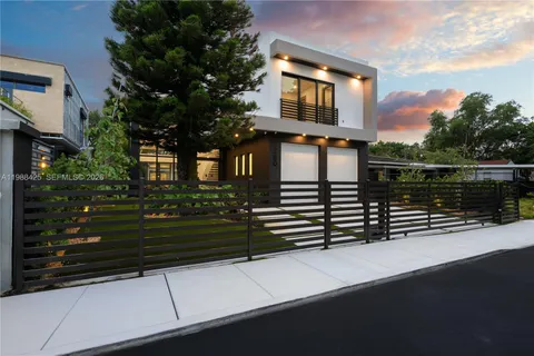 $3,299,000 | 280 Northwest 47th Street, Miami, FL 33127