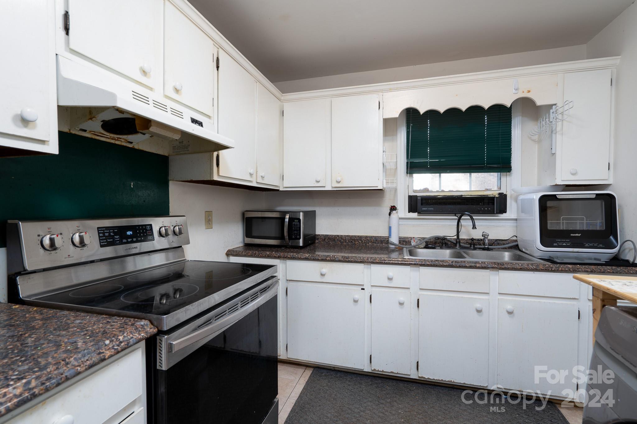 933 Rolling Green Road, Unit 13 Rock Hill, SC 29730 - Photo 9 of 19 Gallery Image 9
