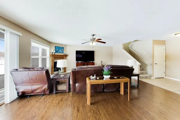 $300,000 | 1715 West River Street, Unit 1715, Dixon, IL 61021