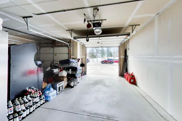 $300,000 | 1715 West River Street, Unit 1715, Dixon, IL 61021