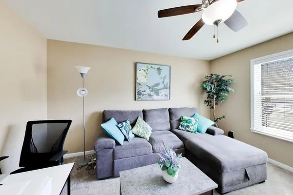 $300,000 | 1715 West River Street, Unit 1715, Dixon, IL 61021