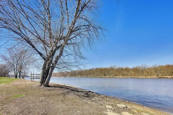 $300,000 | 1715 West River Street, Unit 1715, Dixon, IL 61021