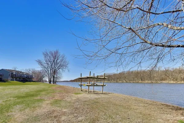 $300,000 | 1715 West River Street, Unit 1715, Dixon, IL 61021