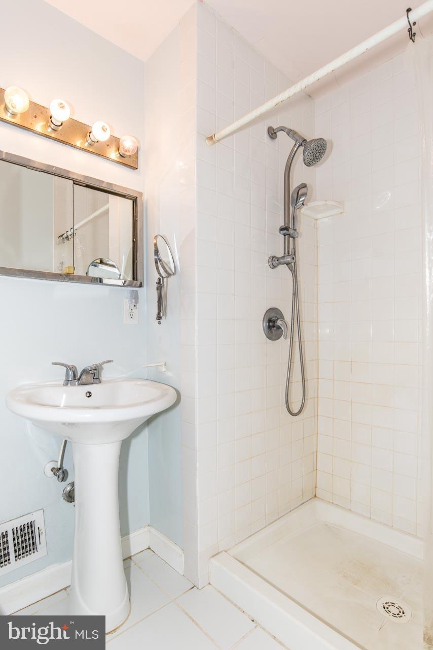 1314 Gresham Road Silver Spring, MD 20904 - Photo 36 of 53