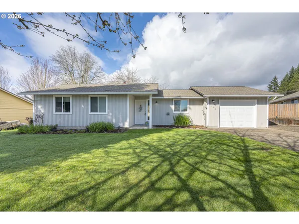 $409,000 | 127 Southwest Poplar Court, McMinnville, OR 97128