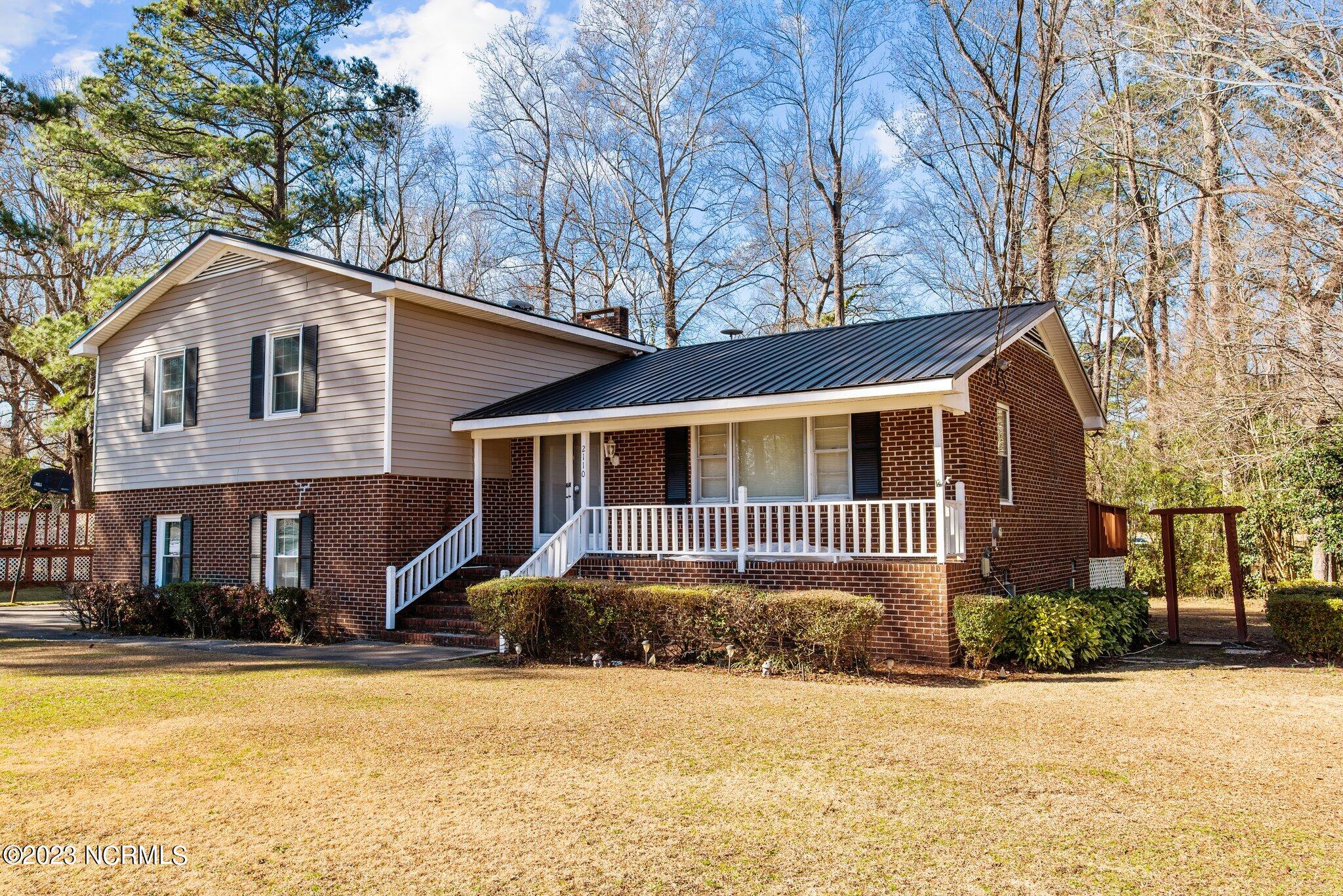 2110 Emerson Road Kinston, NC 28504 - Photo 3 of 47 3-web-or-mls-DSC_1487