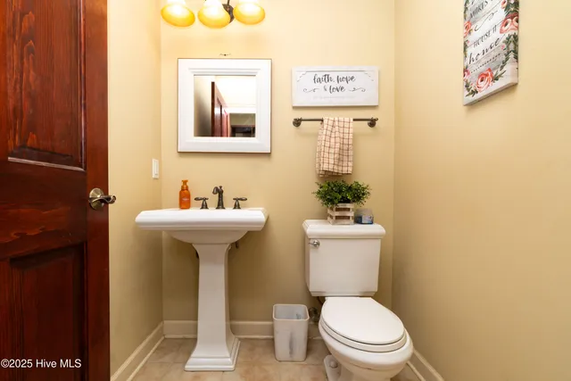 $1,049,000 | 1079 Tulls Creek Road, Moyock, NC 27958