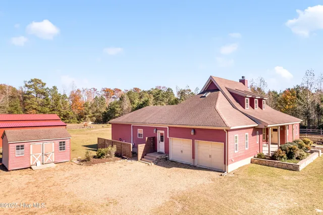 $1,049,000 | 1079 Tulls Creek Road, Moyock, NC 27958