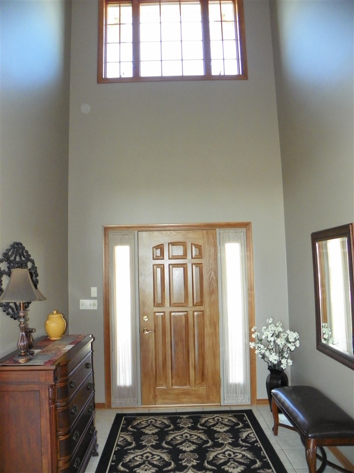 404 Hunters Ridge Auburn, IN 46706 - Photo 14 of 36 Gallery Image 14
