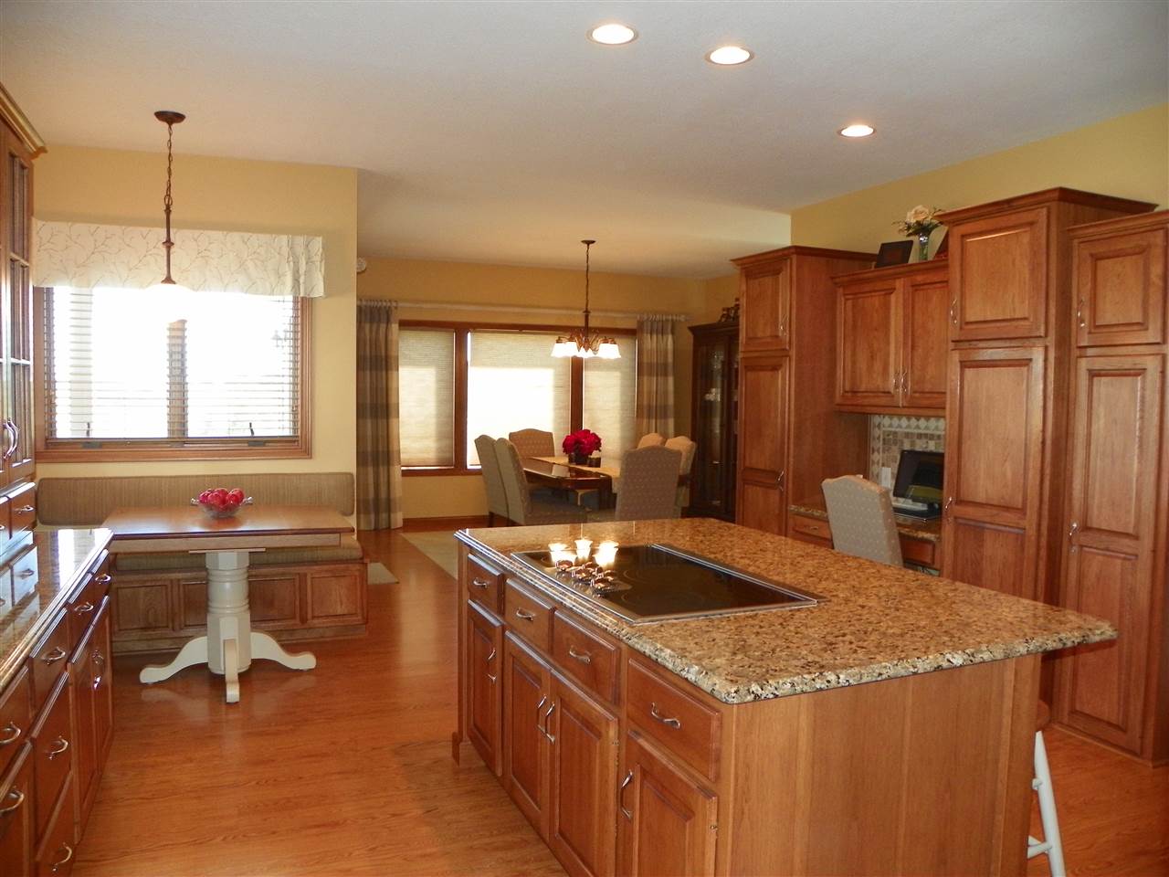 404 Hunters Ridge Auburn, IN 46706 - Photo 8 of 36 Gallery Image 8