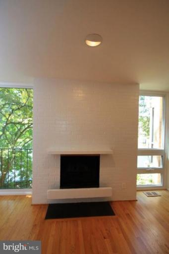 1698 Chimney House Road Reston, VA 20190 - Photo 9 of 25 Fireplace