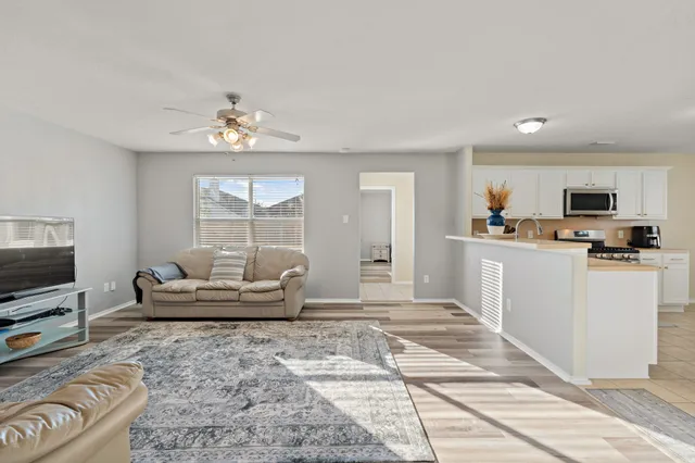 $2,100 | 20807 Carsen Spring Court, Katy, TX 77449