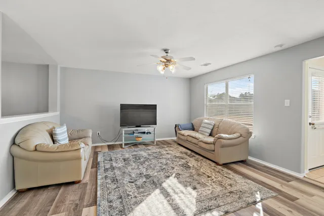 $2,100 | 20807 Carsen Spring Court, Katy, TX 77449