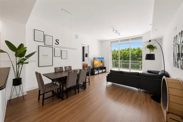 $3,100 | 15051 Royal Oaks Lane, Unit 102, North Miami, FL 33181