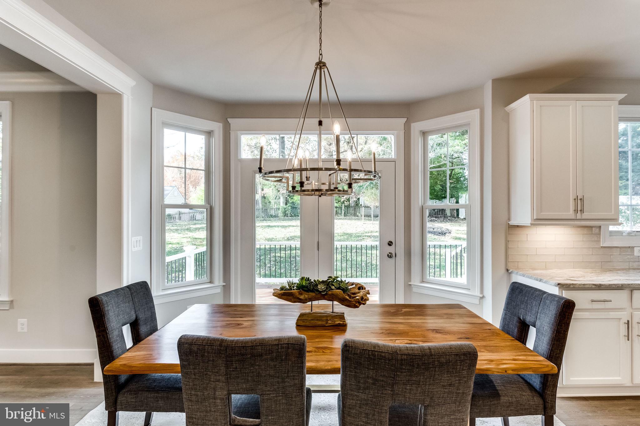 603 Marshall Road Southwest Vienna, VA 22180 - Photo 16 of 33 BREAKFAST NOOK
