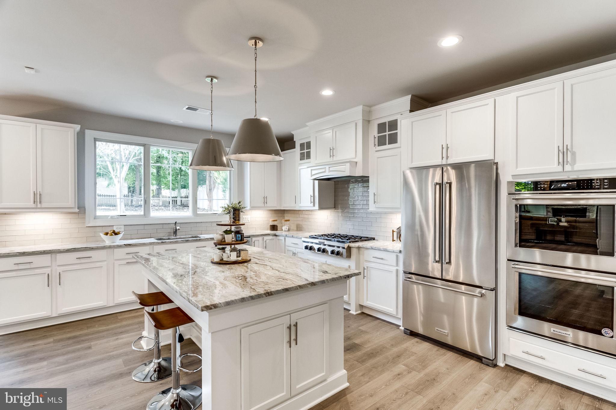 603 Marshall Road Southwest Vienna, VA 22180 - Photo 19 of 33 GOURMET KITCHEN