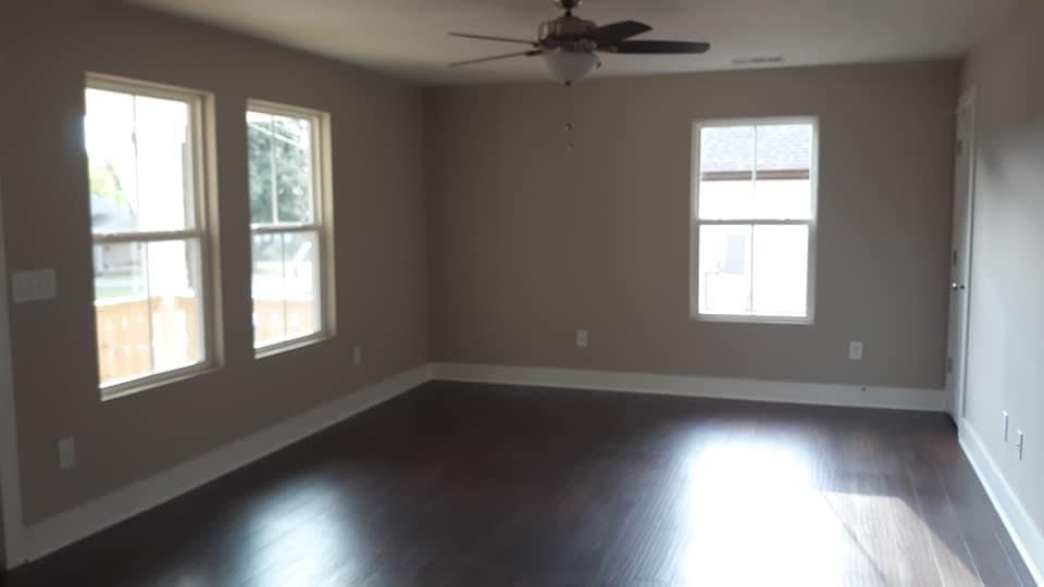 951 West Spring Street Lebanon, TN 37087 - Photo 3 of 9 NICE GREAT ROOM....