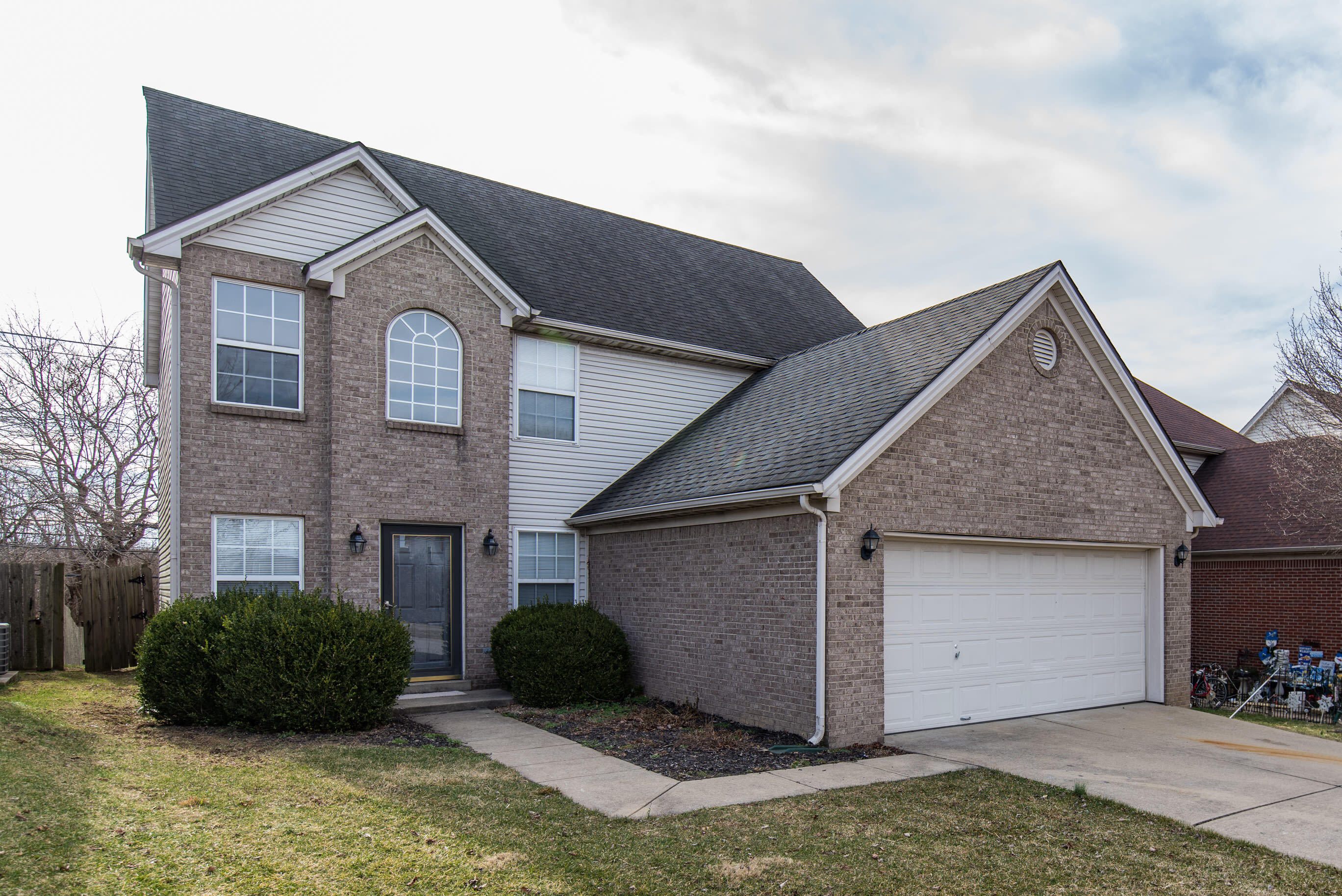 2121 Shaker Run Road Lexington, KY 40509 - Photo 2 of 33 20220221-2121-Shaker-Run-Rd-mattox-realt