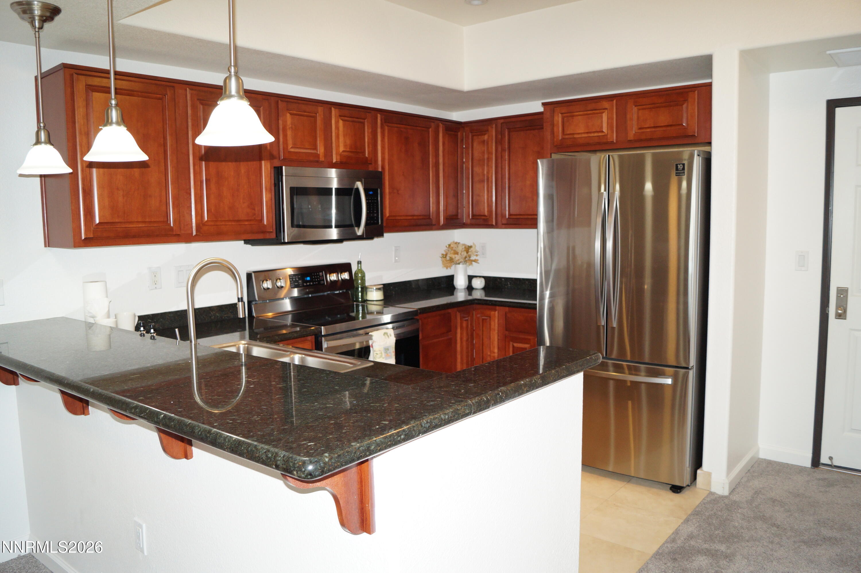 200 West 2nd Street, Unit 1007 Reno, NV 89501 - Photo 5 of 32 DSC06096