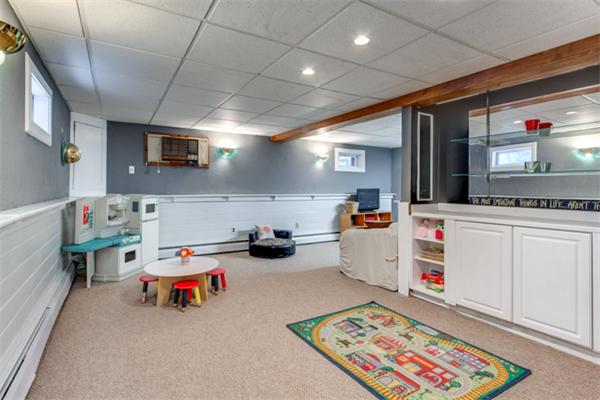 2 Brookfield Road Tewksbury, MA 01876 - Photo 23 of 30 Gallery Image 23