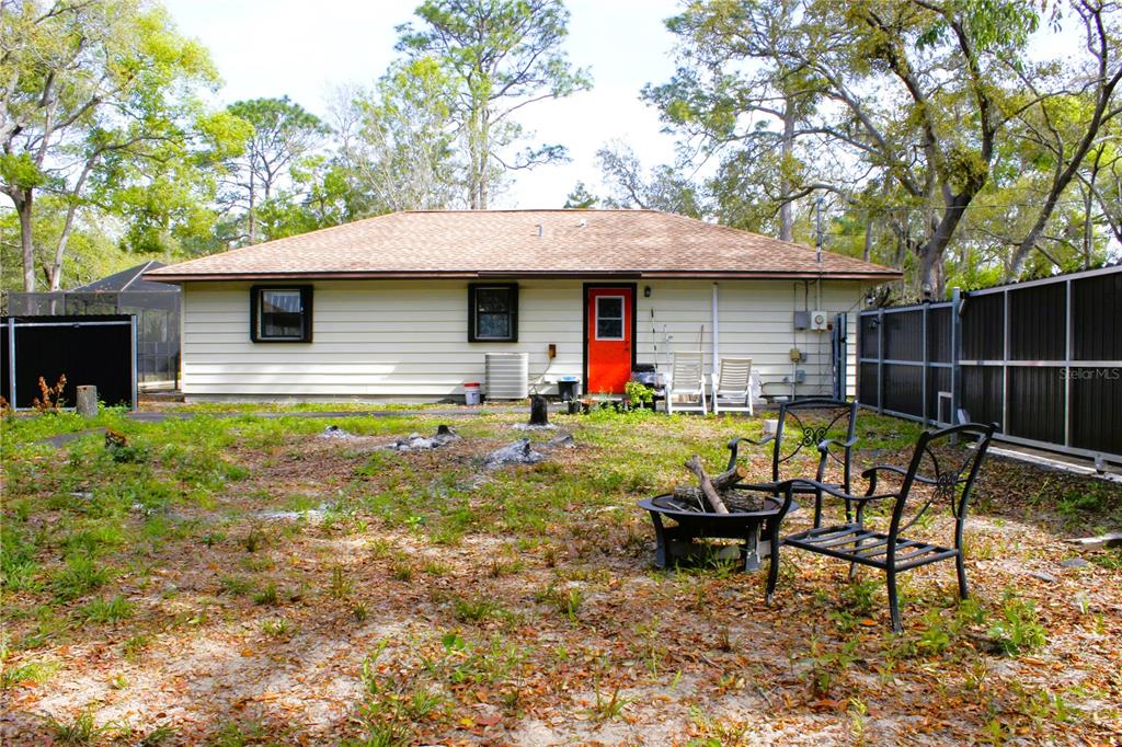 3201 Bartlett Street Spring Hill, FL 34606 - Photo 8 of 68