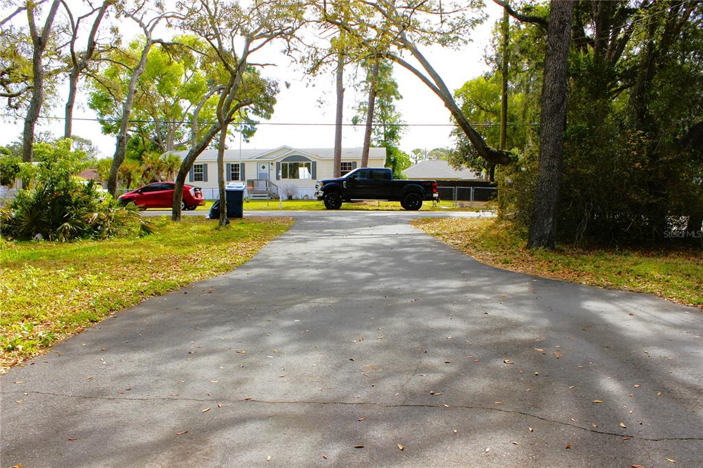 3201 Bartlett Street Spring Hill, FL 34606 - Photo 8 of 53