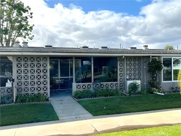 $279,000 | 1400 Mayfield Road, Seal Beach, CA 90740