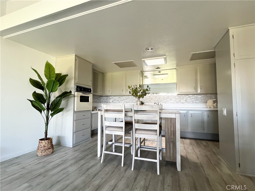 1400 Mayfield Road Seal Beach, CA 90740 - Photo 11 of 17