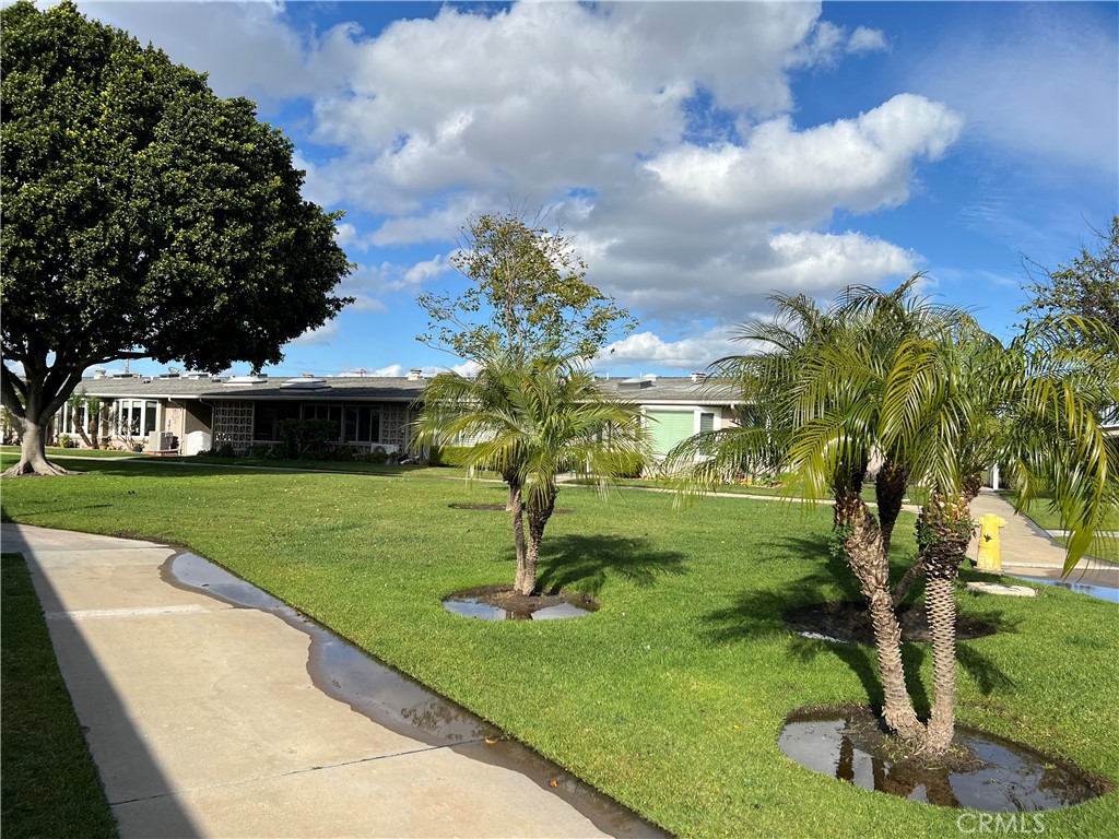 1400 Mayfield Road Seal Beach, CA 90740 - Photo 3 of 17