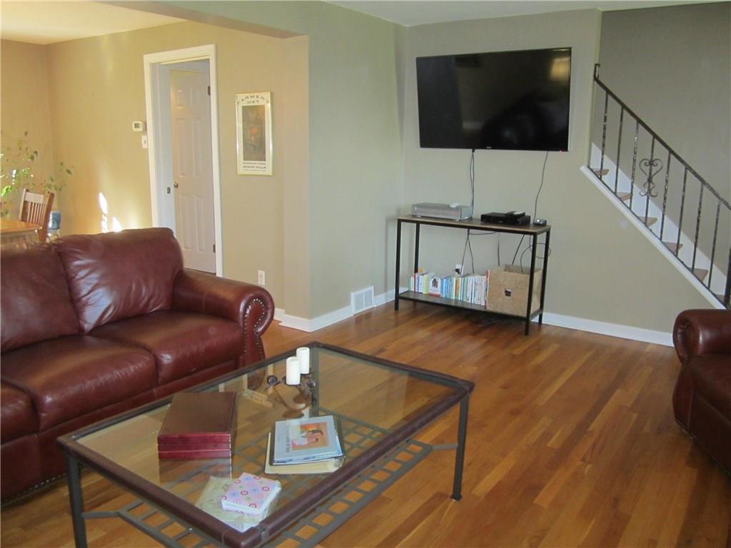302 Edgewood Road Forest Hills, PA 15221 - Photo 7 of 21 Gallery Image 7