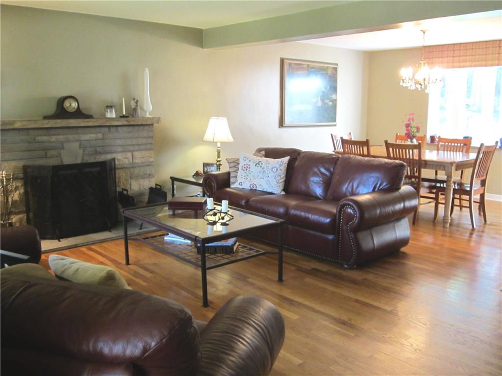 302 Edgewood Road Forest Hills, PA 15221 - Photo 8 of 21 Gallery Image 8
