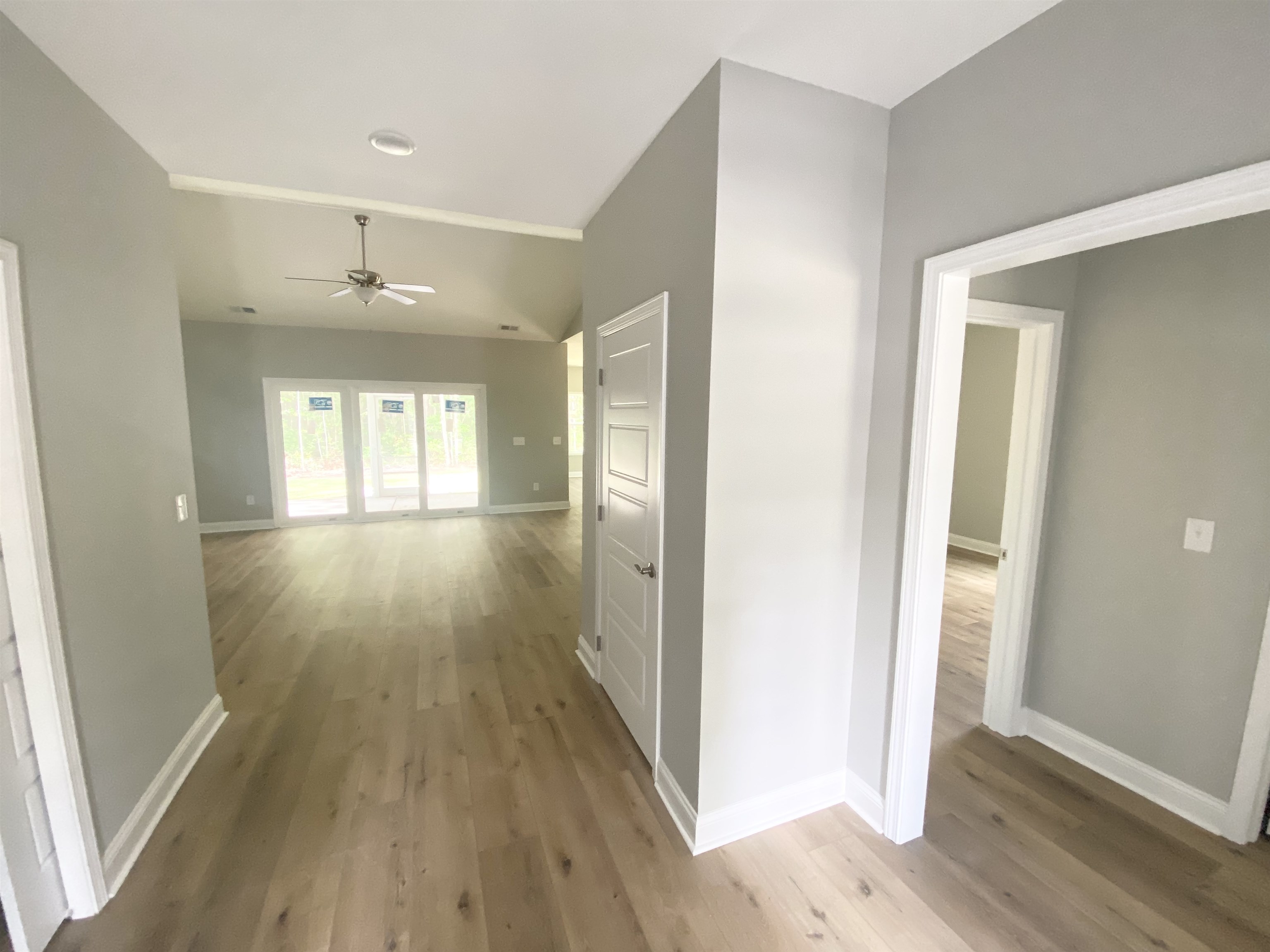5545 Grape Arbor Lane Murrells Inlet, SC 29576 - Photo 2 of 27 Gallery Image 2