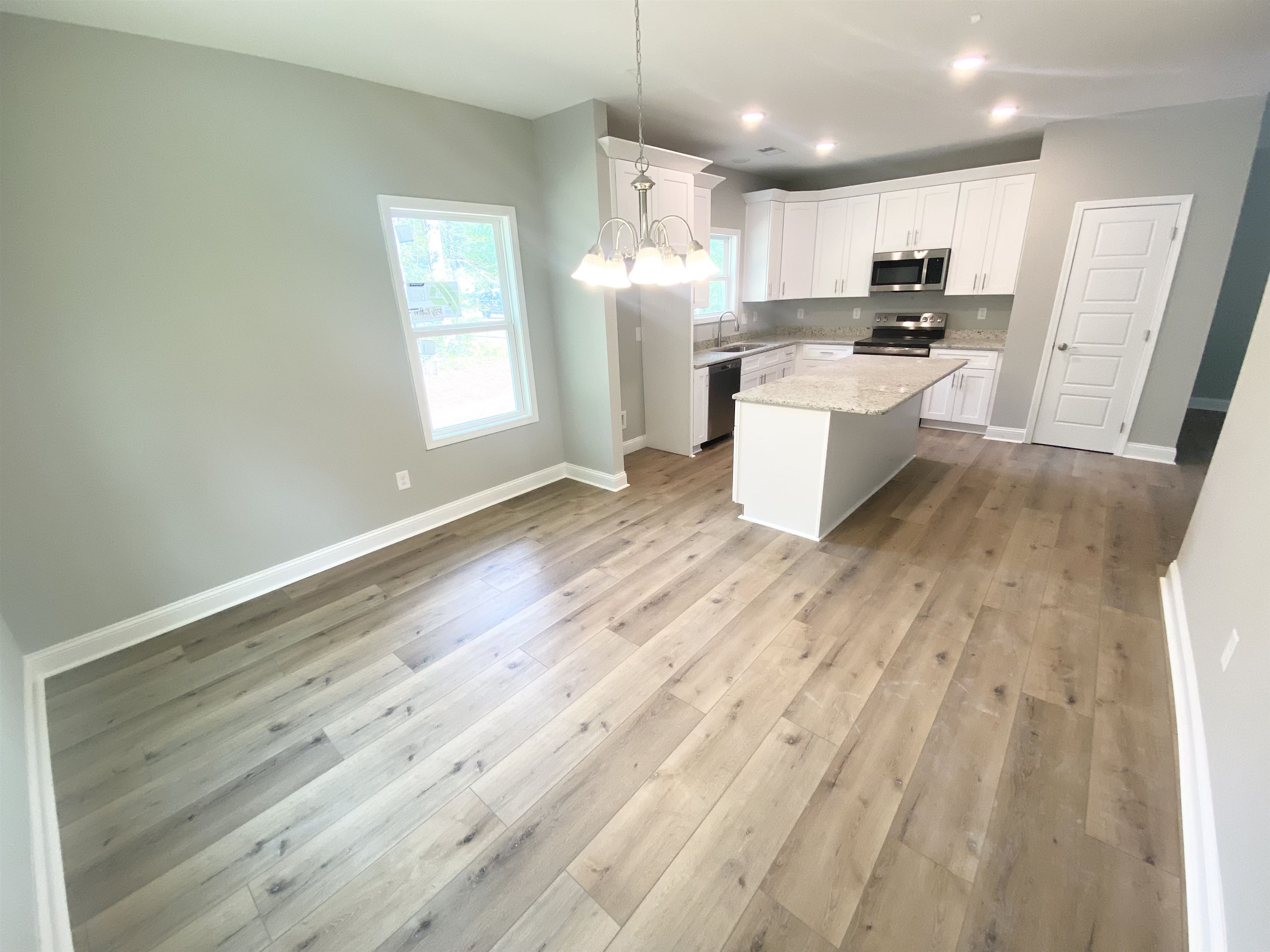 5545 Grape Arbor Lane Murrells Inlet, SC 29576 - Photo 9 of 27 Gallery Image 9