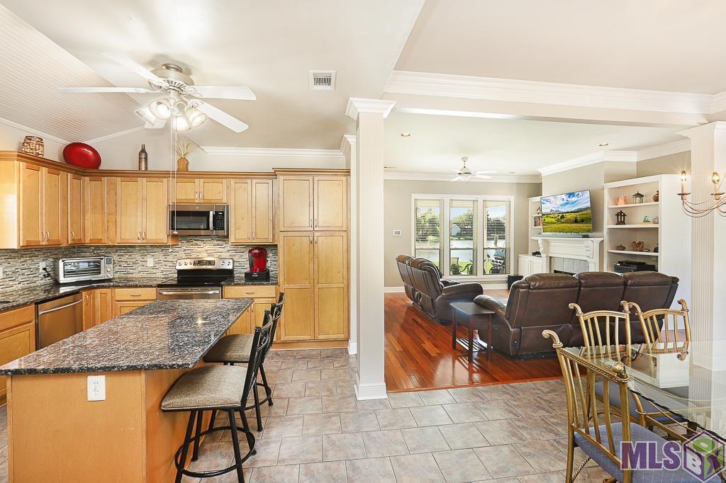 1163 Springlake Drive Baton Rouge, LA 70810 - Photo 12 of 30