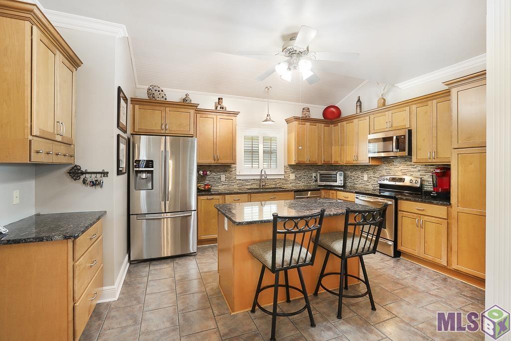 1163 Springlake Drive Baton Rouge, LA 70810 - Photo 13 of 30
