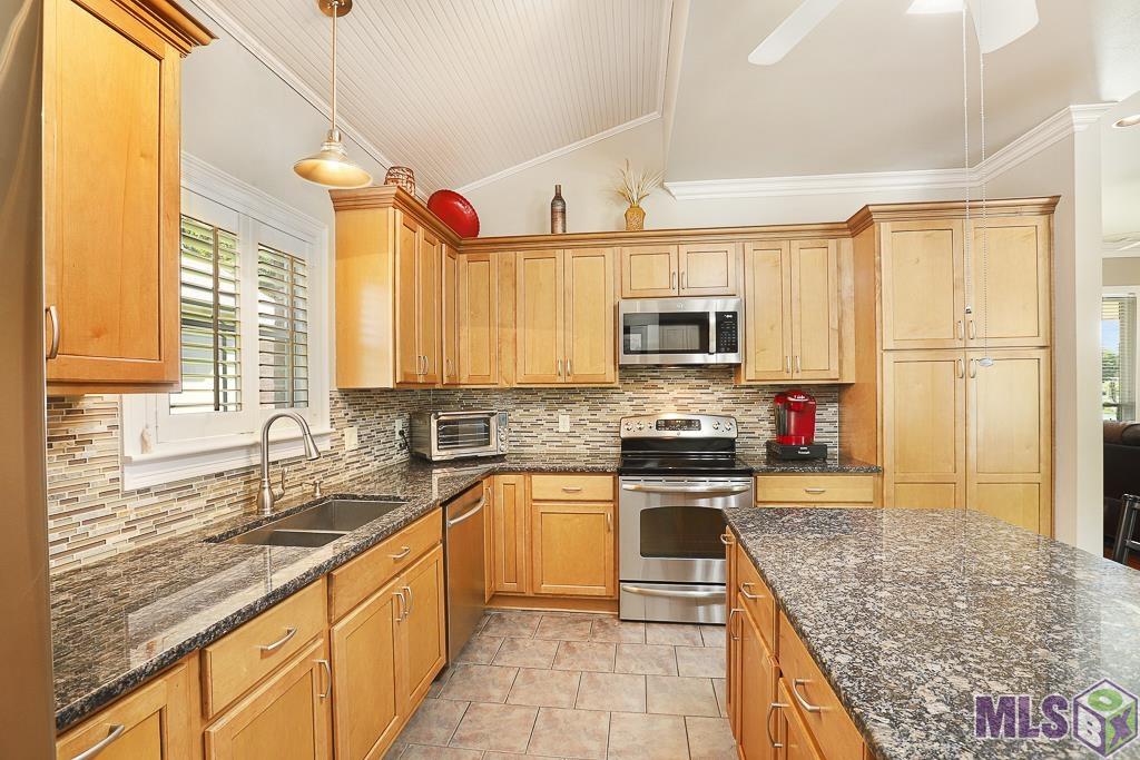 1163 Springlake Drive Baton Rouge, LA 70810 - Photo 14 of 30