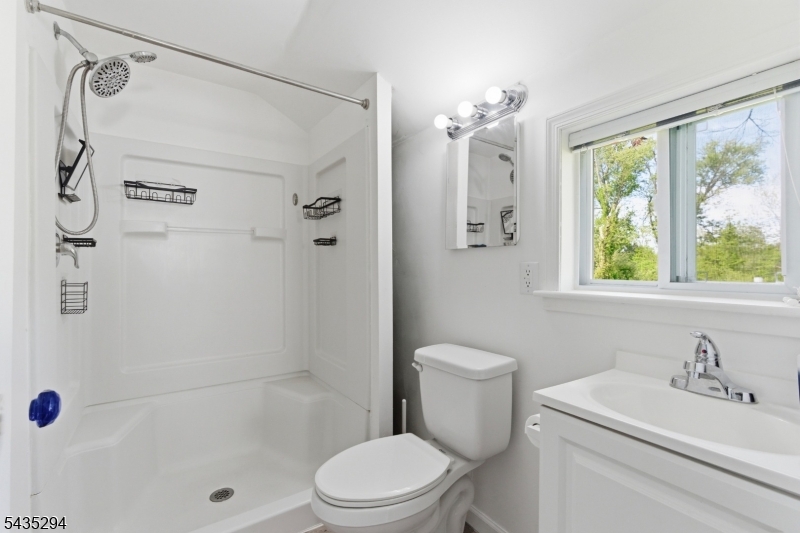 14 Brookhill Road Pittstown, NJ 08867 - Photo 8 of 8