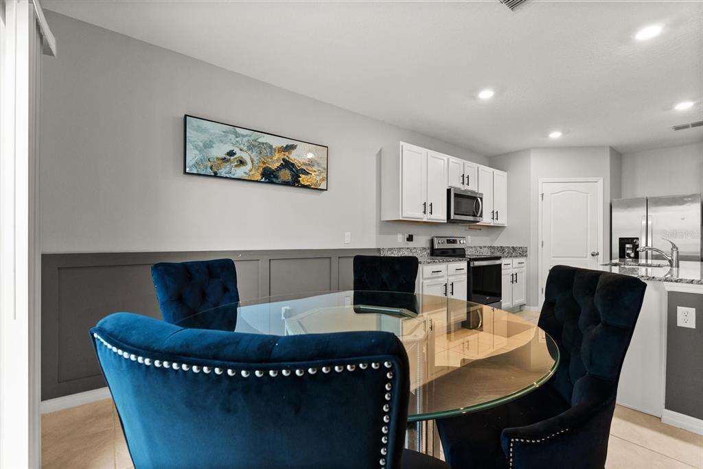 11237 Amber Ridge Drive Zellwood, FL 32798 - Photo 9 of 37