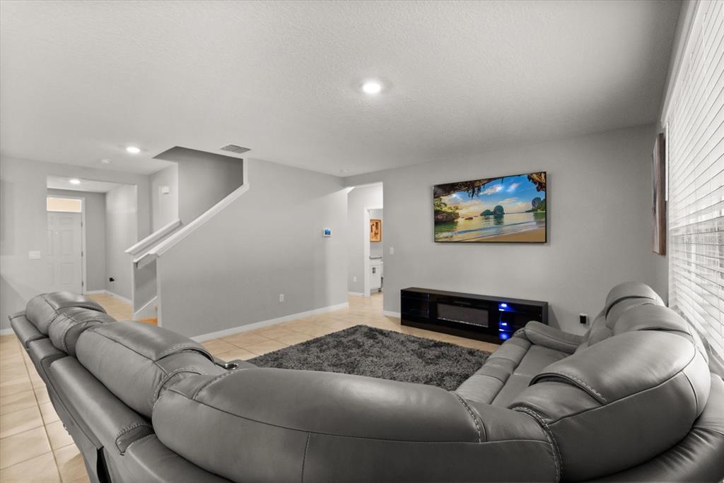 11237 Amber Ridge Drive Zellwood, FL 32798 - Photo 10 of 37