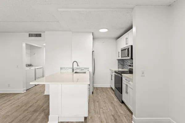 $2,150 | 507 Meadows Circle, Boynton Beach, FL 33436
