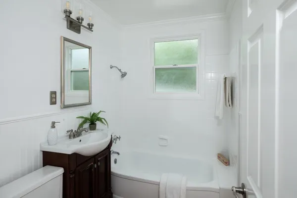 $1,895,000 | 1802 Alameda De Las Pulgas, Redwood City, CA 94061