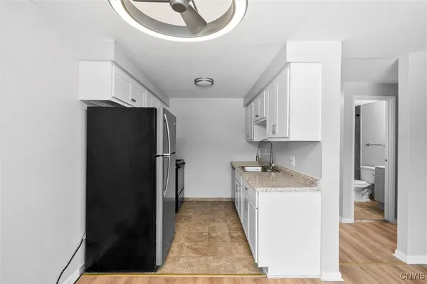 $1,250 | 328 Village Boulevard North, Van Buren, NY 13027