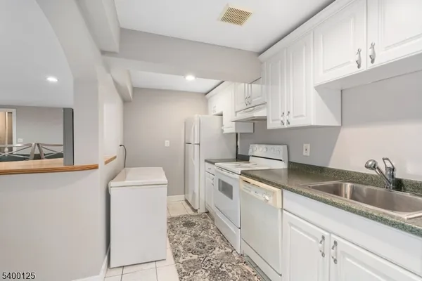 $849,900 | 18 Old Wolfe Road, Budd Lake, NJ 07828